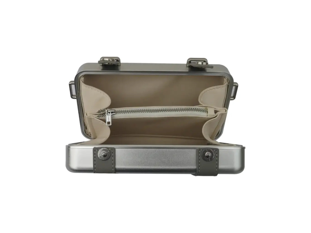 Green Lion Valancia Carry Bag – Silver | Elegant Daily Carry | GCC Green Lion Valancia Carry Bag – Silver | Elegant Daily Carry | GCC